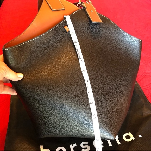 BORSETTA - Cholet Napa leather bucket bag. NW/OT! Internal phone slot. BEAUTIFUL - Picture 14 of 16